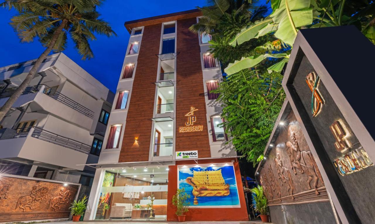 Hotel Treebo Jp Residency à Thiruvananthapuram Extérieur photo
