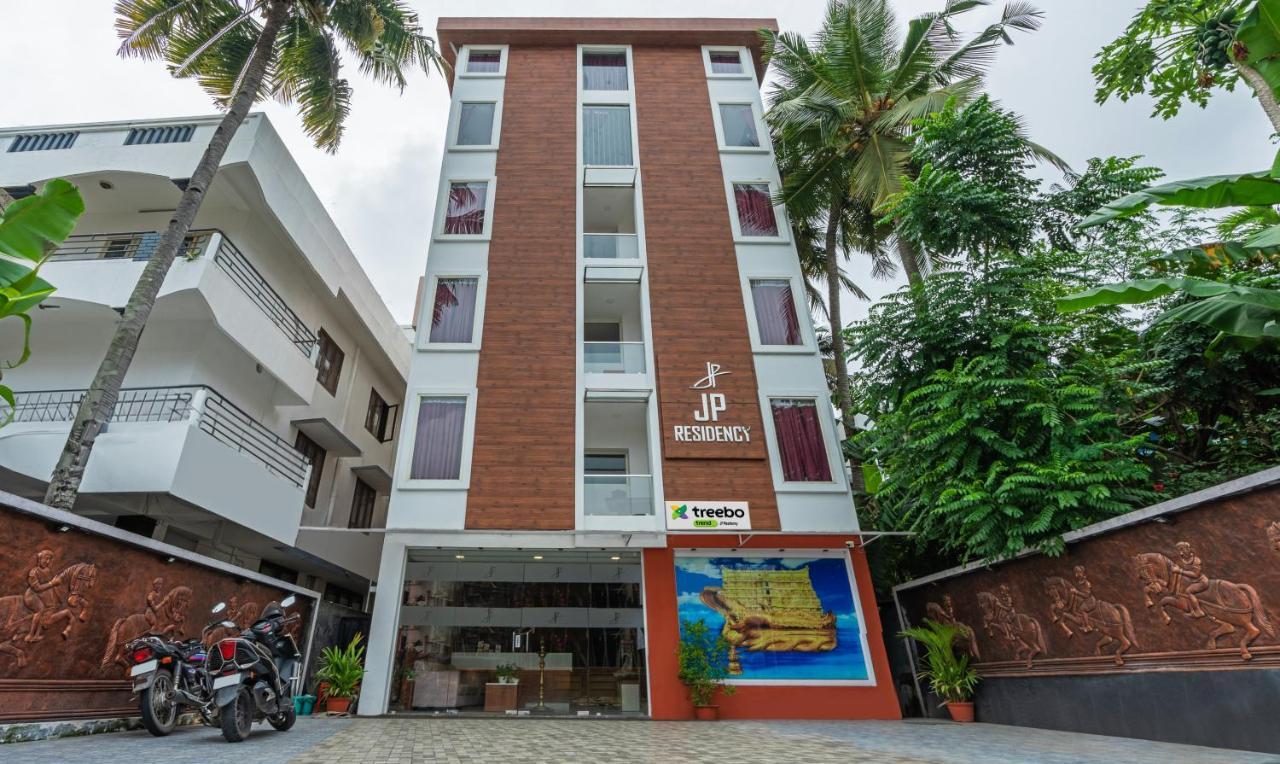 Hotel Treebo Jp Residency à Thiruvananthapuram Extérieur photo
